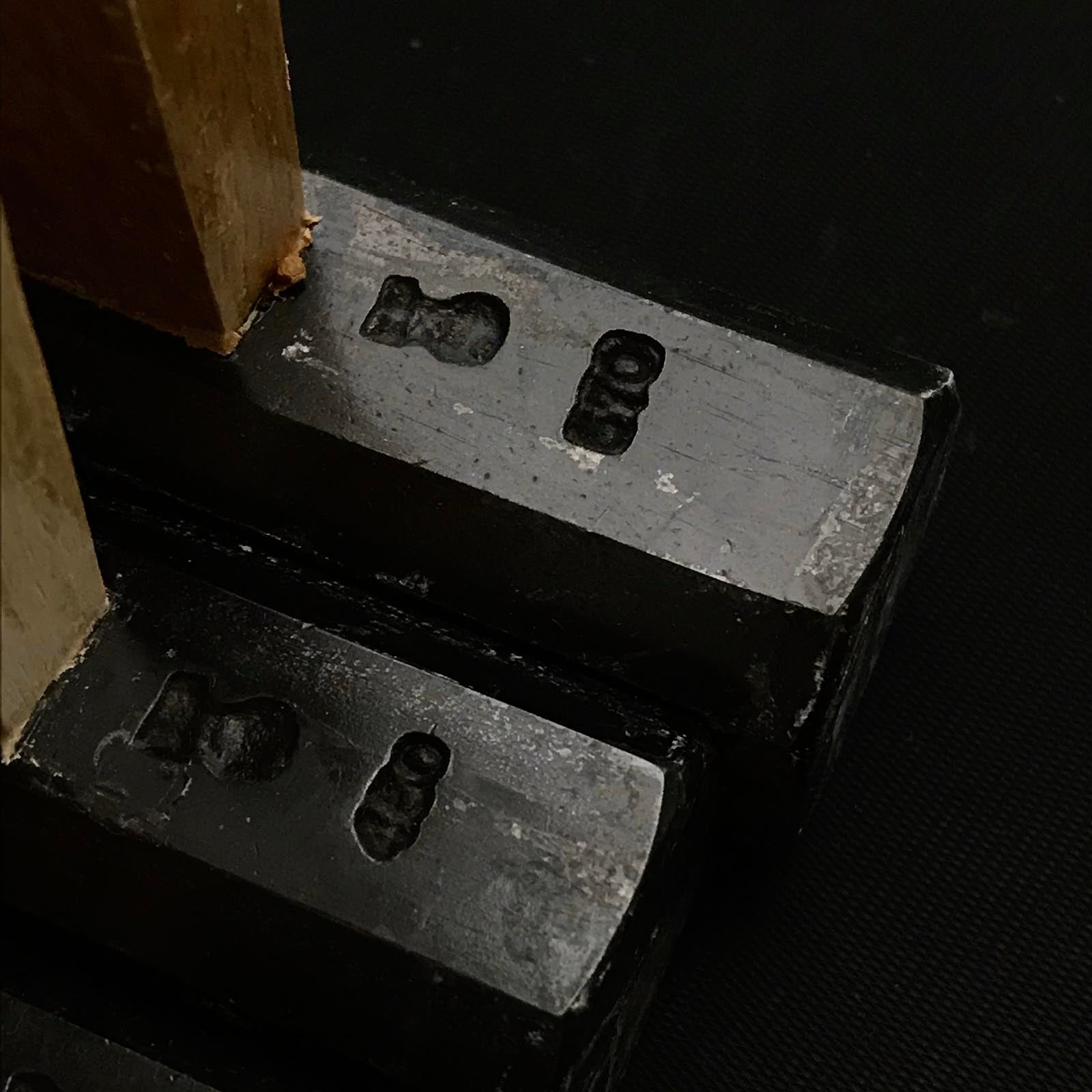 Old stock for beginner Marumasu Octagon Hammers Blacksmith finish with handle  掘出し物 丸增 八角玄翁 柄付 黒仕上