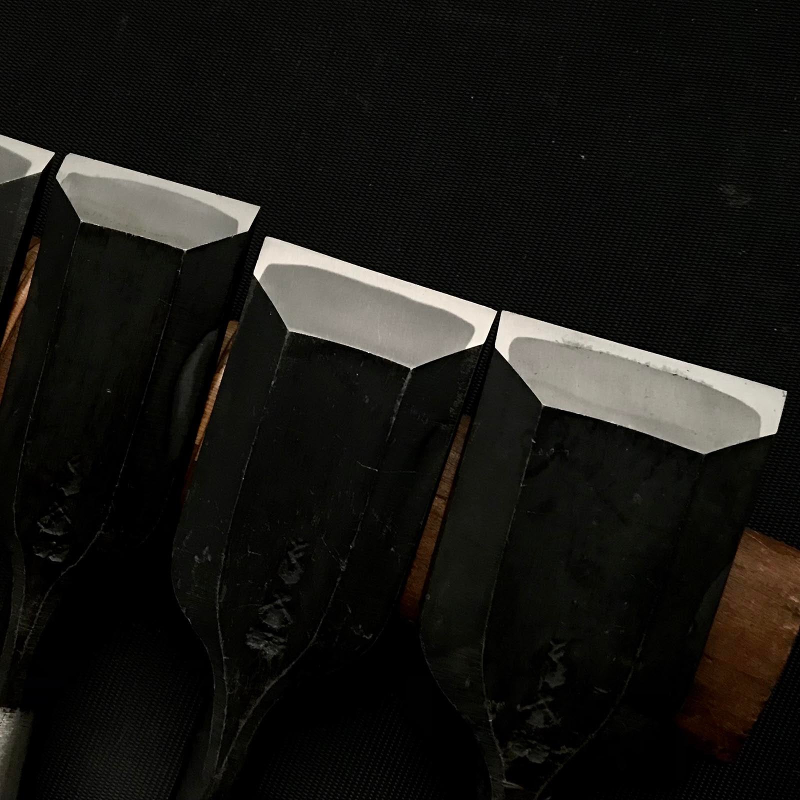 旧蔵利久 卓上ノミセット 掘り出し物 利久 追入10本組鑿 おいれのみ