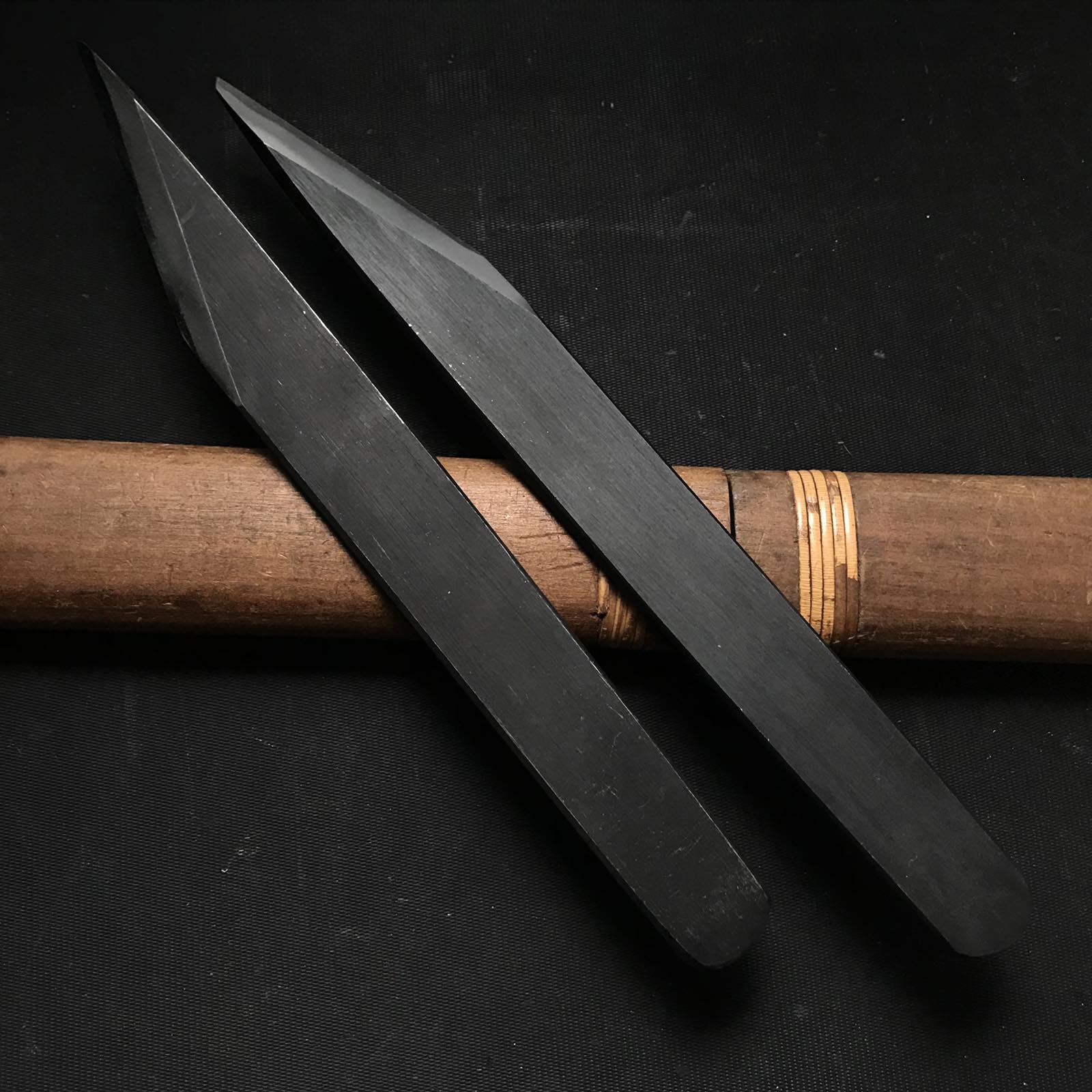 Kouetsu Kiridashi Kokatana with white steel forge welding by Sakamitsu   侊悦 切出小刀 鍛接 坂光作  21mm
