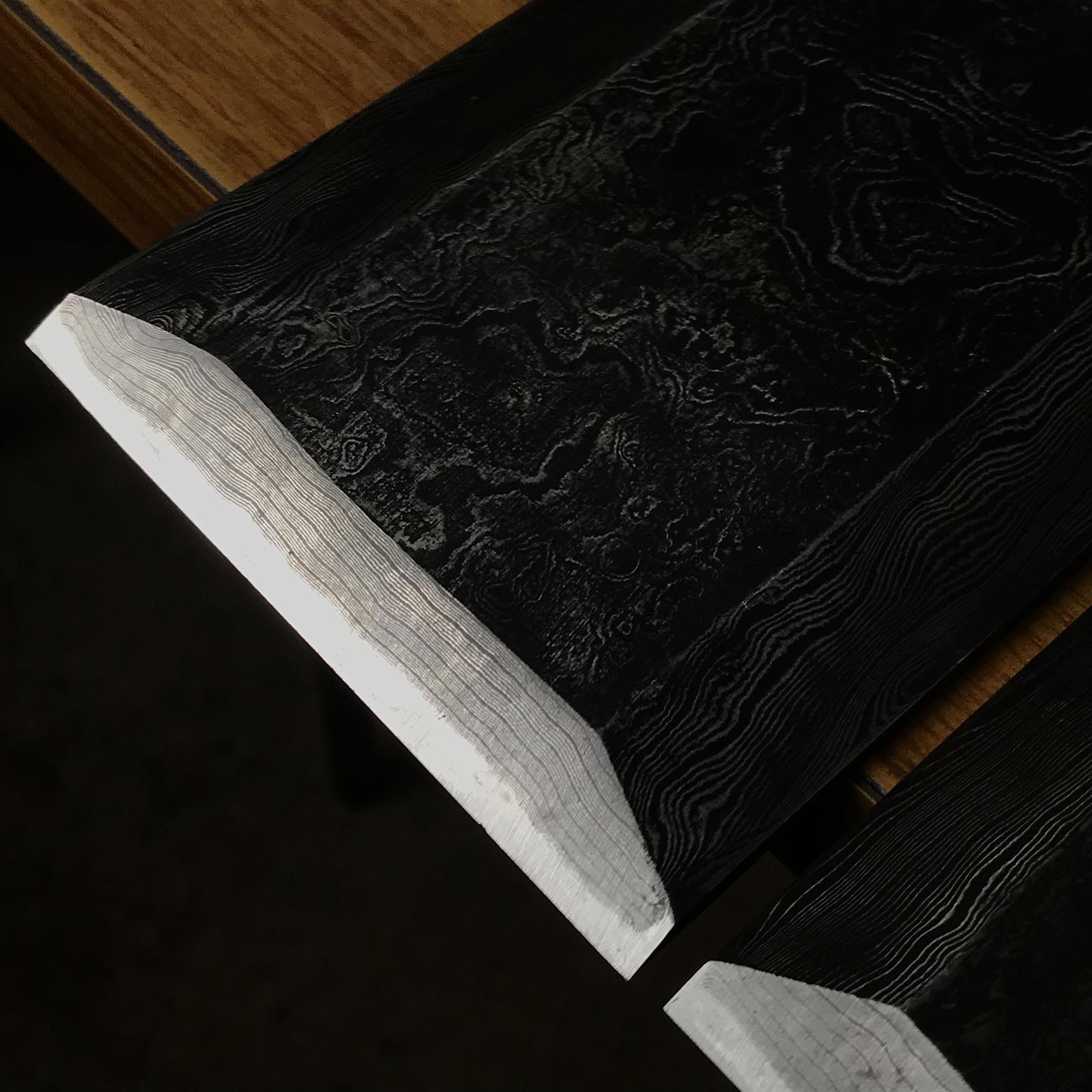 助正 幅広叩き鑿 幅広叩き鑿 75,90mm たたきのみ 助正 墨流し