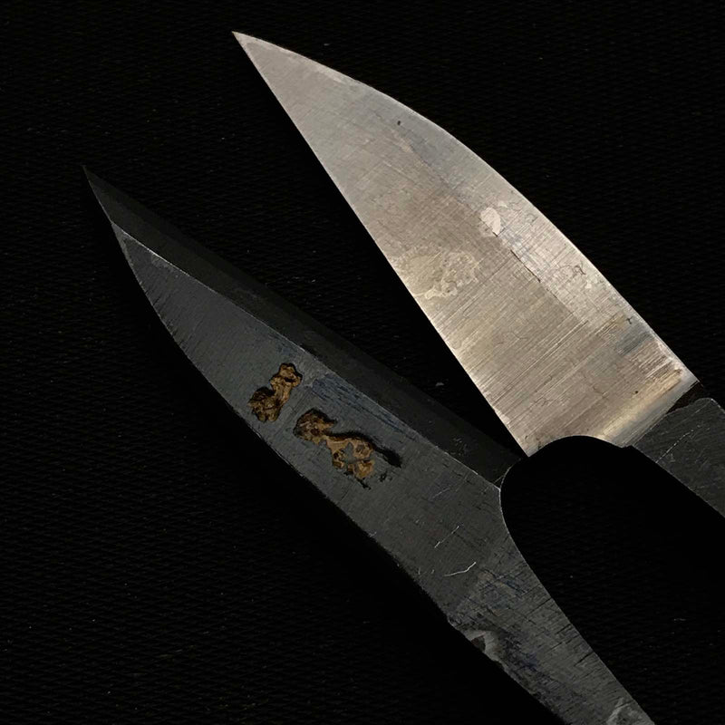 Azuma Mitsuki 東光月 | Nigiri basami 握り鋏 | Hand made 手作り | Traditional Japanese scissors