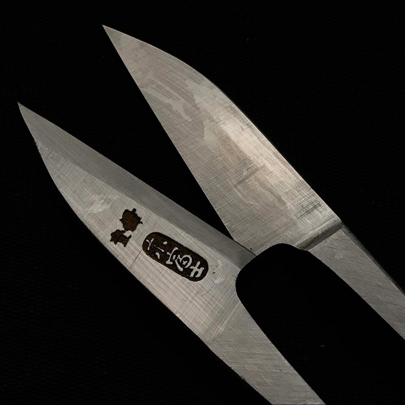 Azumafuji 東富士 | Nigiri basami 握り鋏 | Hand made 手作り | Traditional Japanese scissors