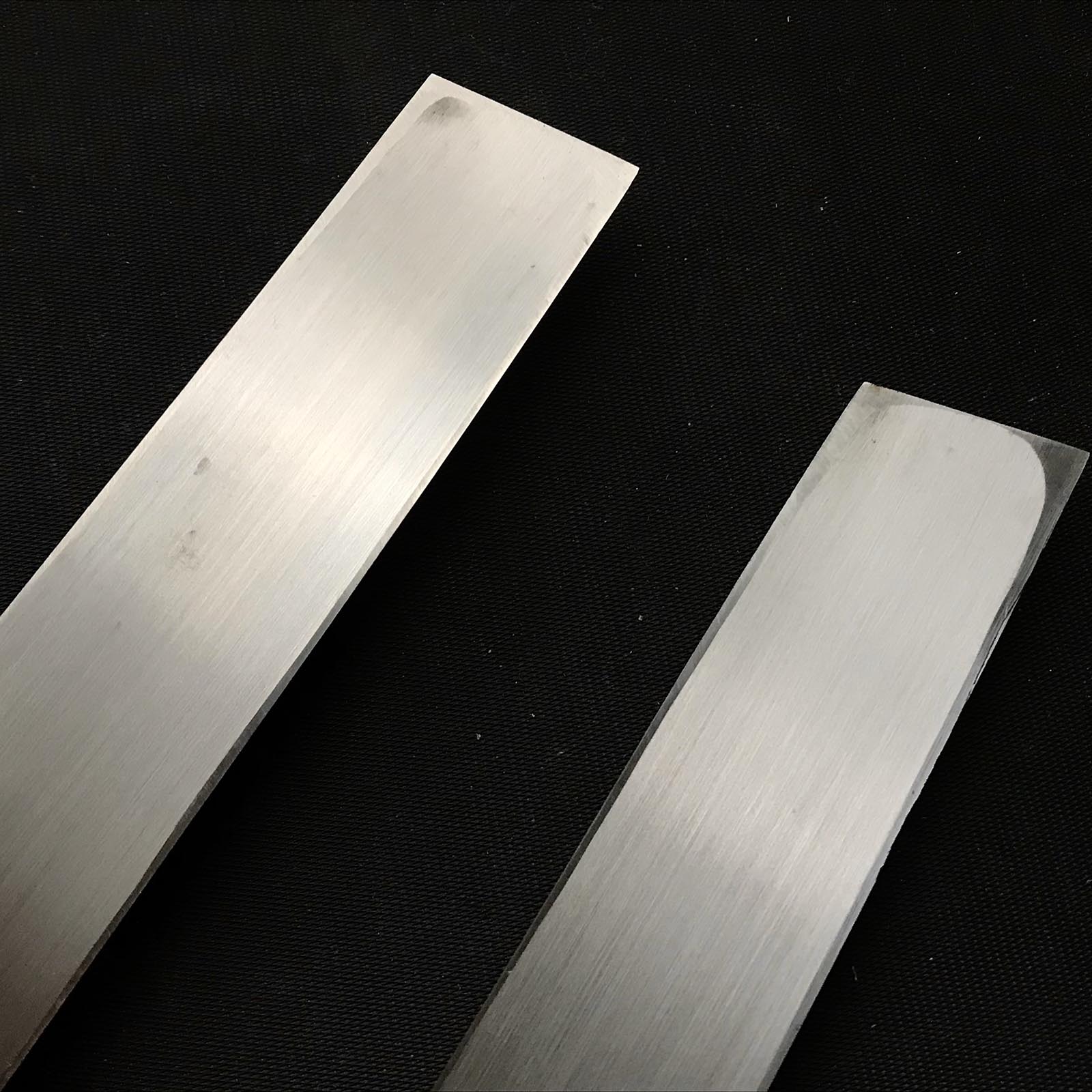 掘出し物 直近 玉鋼 塗師屋小刀 右 150mm&180mm