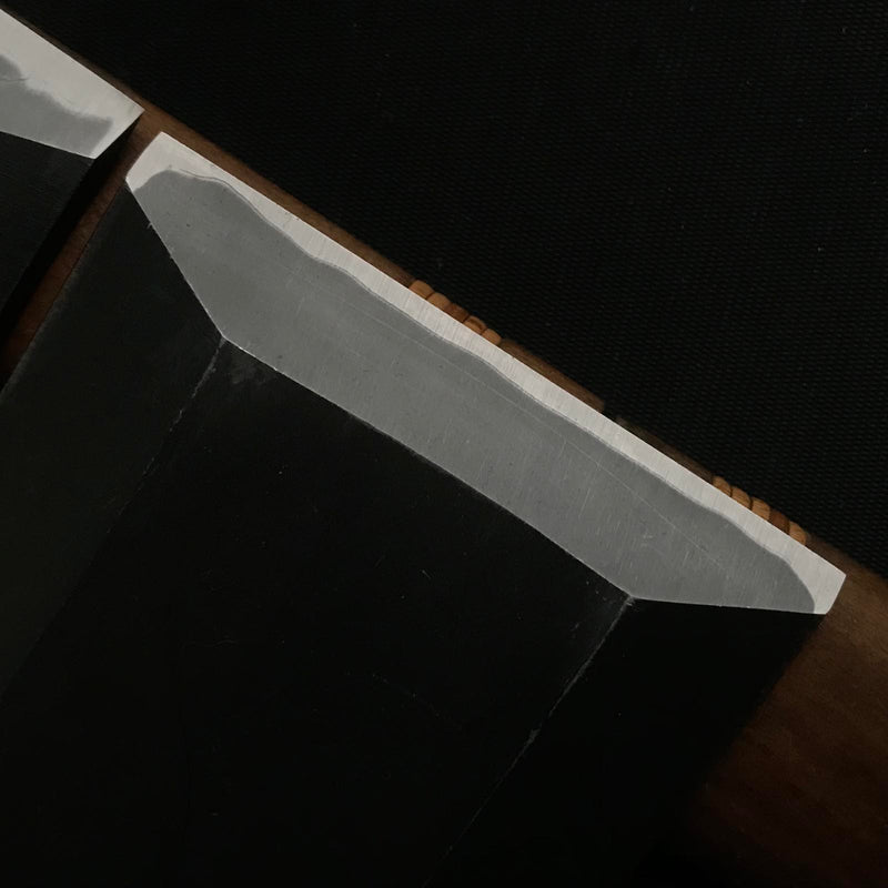 Sukemasa Extra width Timber chisels with white steel 助正 黒仕上 幅広叩き鑿  75,90mm Tatakinomi