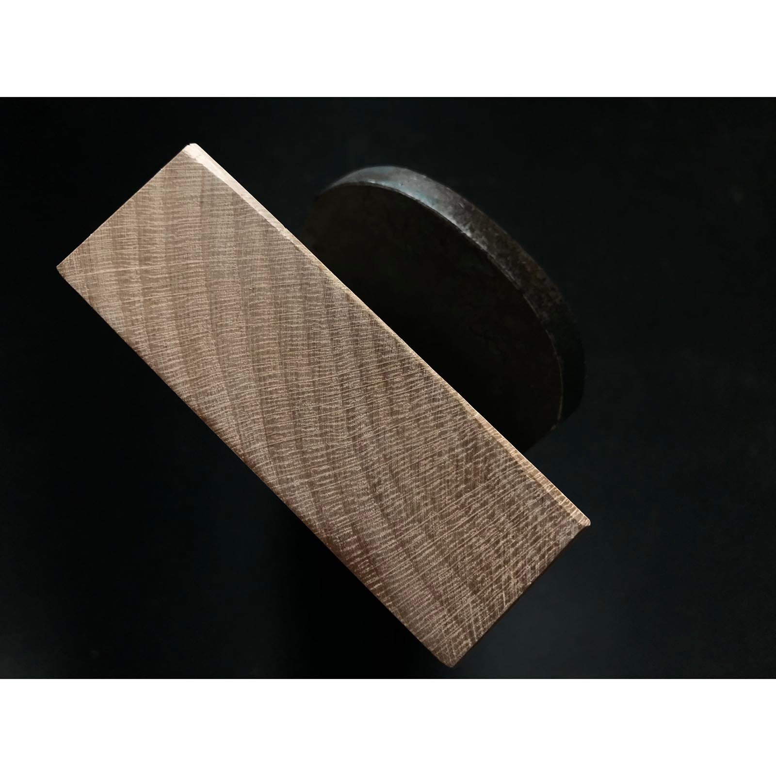 Lightly used Shigenobu Smoothing Plane (Kanna) by Mosaku With New Koyoshiya dai  中古 茂延 も作 仕上げ鉋  80mm