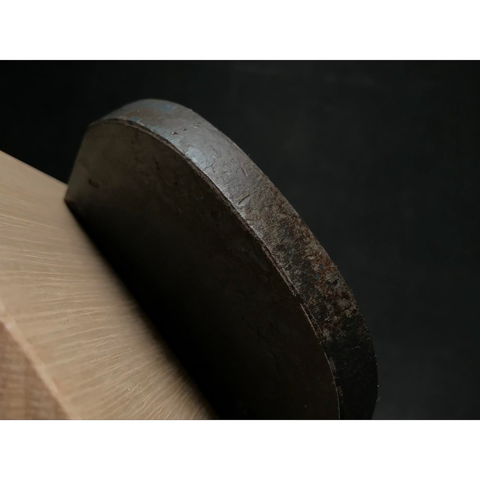 Lightly used Shigenobu Smoothing Plane (Kanna) by Mosaku With New Koyoshiya dai  中古 茂延 も作 仕上げ鉋  80mm