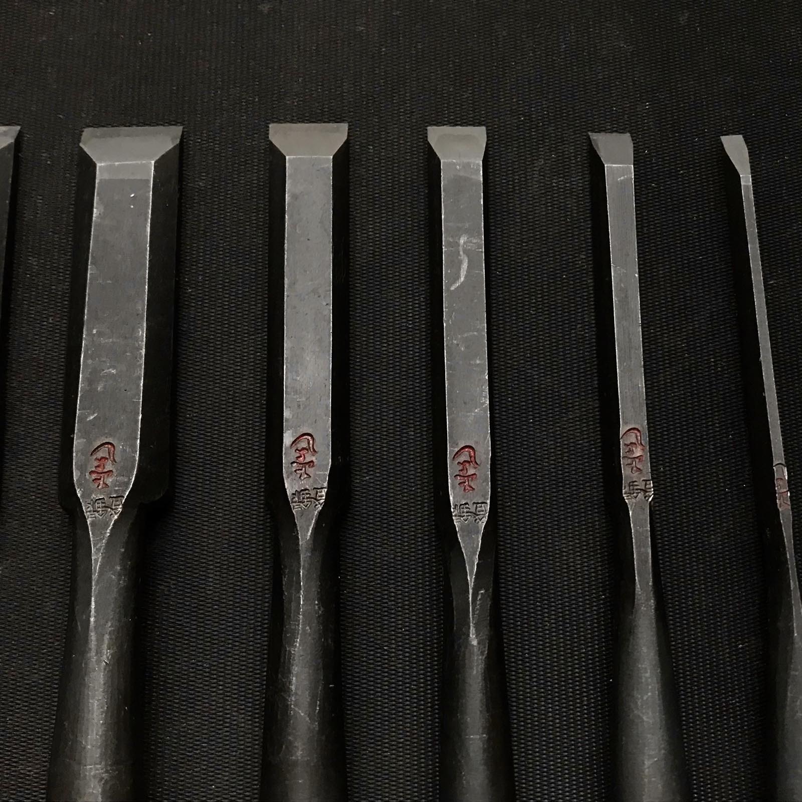 旧正吉 卓上ノミセット 木箱付 掘り出し物 正よし 追入組鑿 桐箱付 おいれのみ