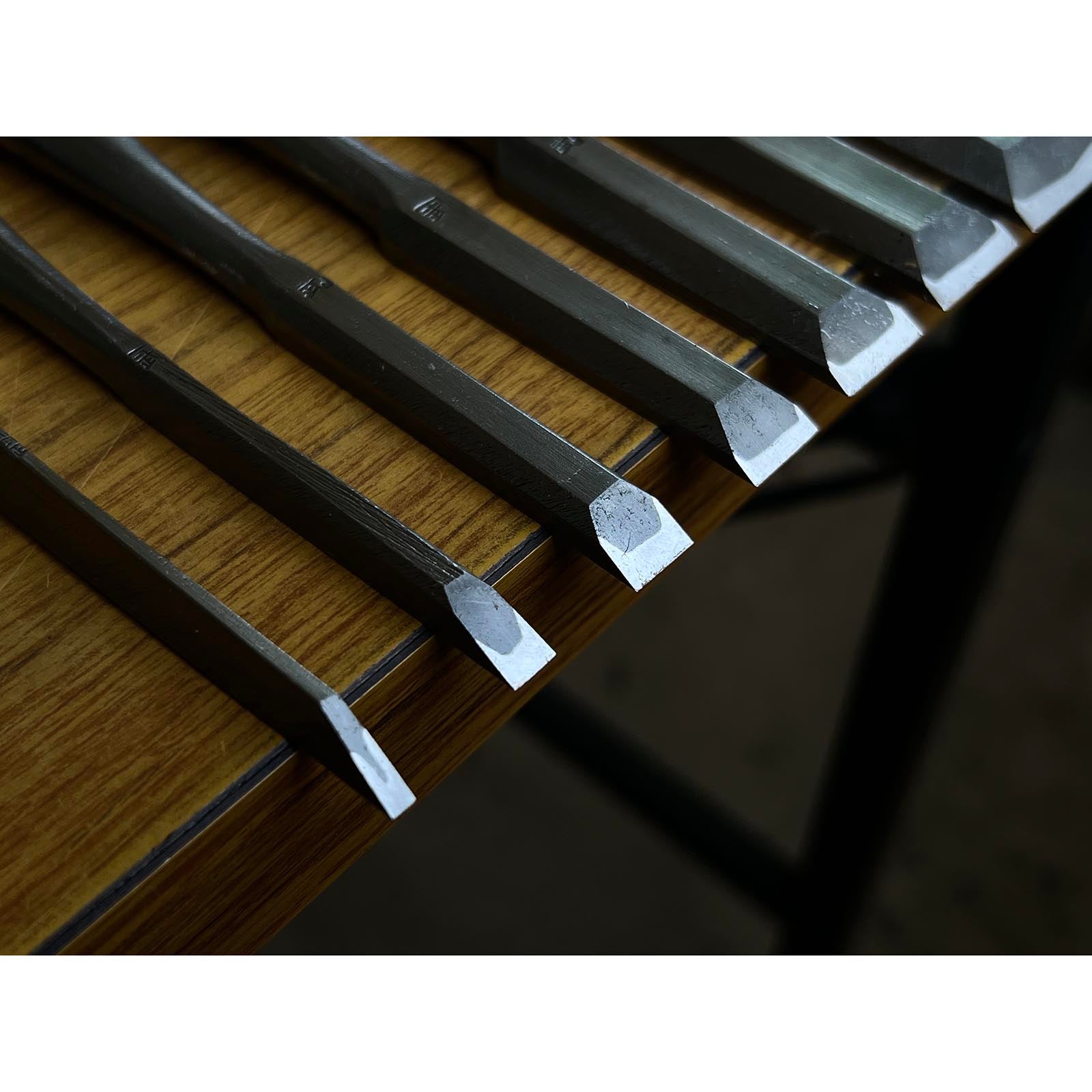 Kanetake File finish Bench chisels set by Takahashi Norikazu 高橋典三作 カネ武 鑢仕上 追入組鑿 Oirenomi
