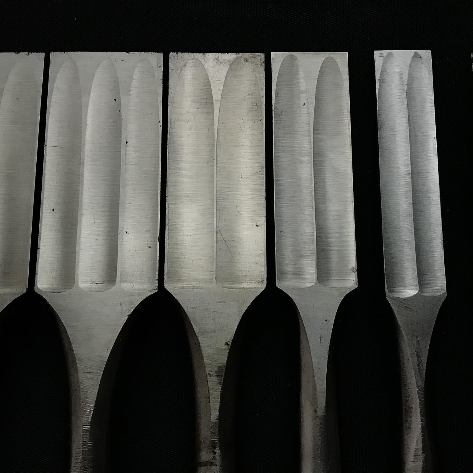 Old stock Sukemaru 3rd Damekiri chisels set with Triple ura 掘出し物 三代助丸作 碓氷金三郎氏 ダメ切り8本組鑿 Damekirinomi