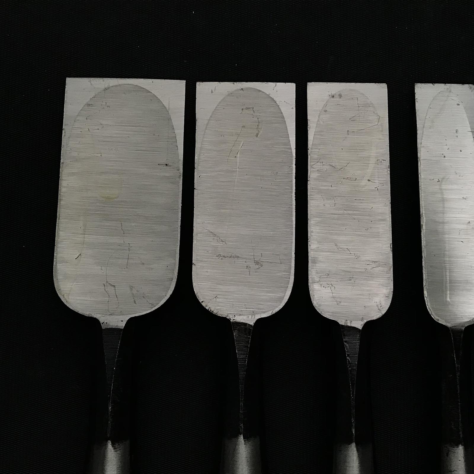 旧蔵 平町俊久型 ノミセット 掘り出し物 利久 平待追入鑿 7本組 平町のみ