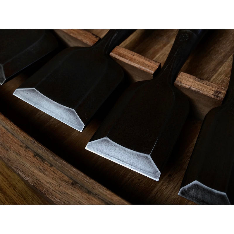 Koshitaka Bench chisels set With hand carvings 越孝 16本追入組鑿