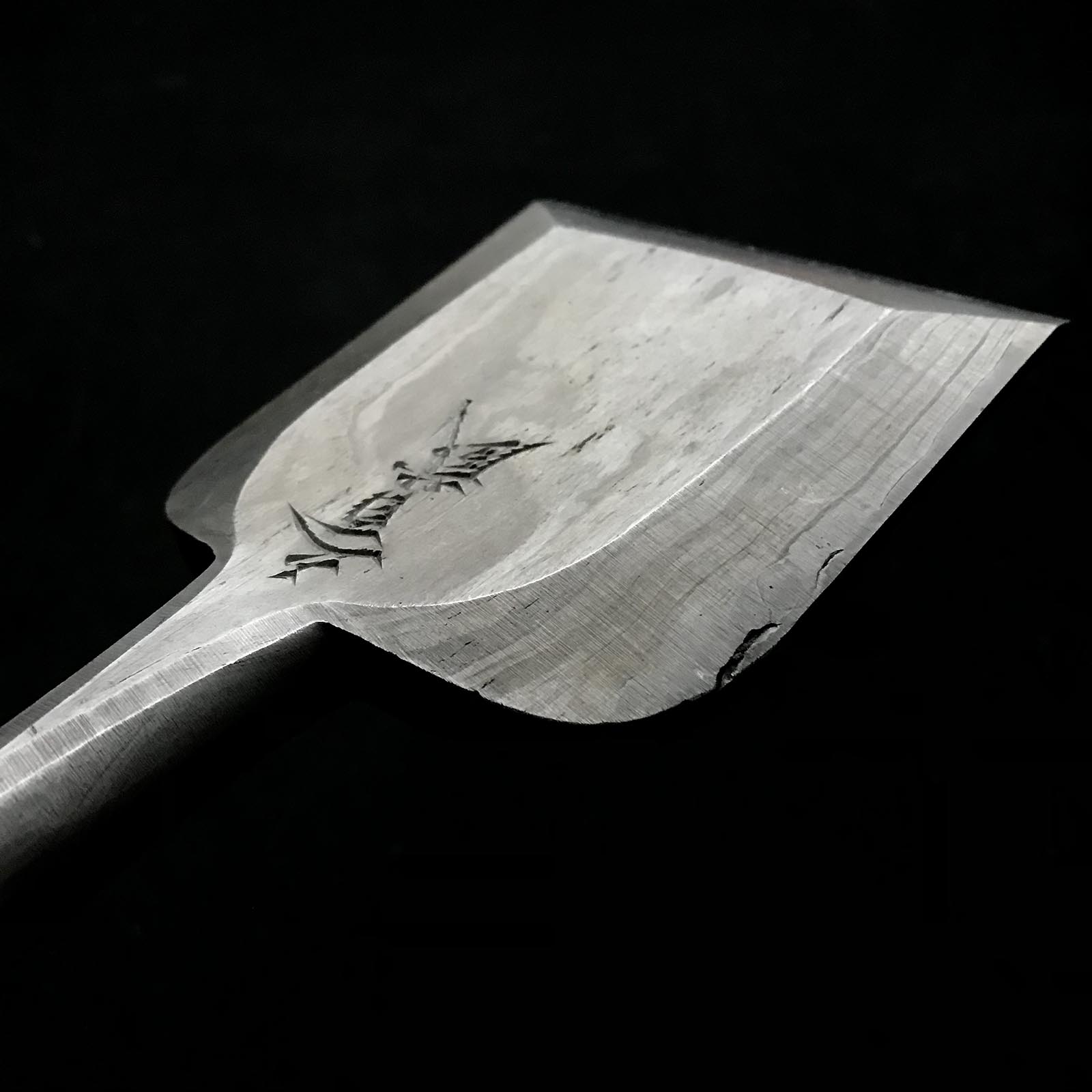 五百蔵作 墨流し 幅広叩き鑿 五つ裏 90mm たたきのみ