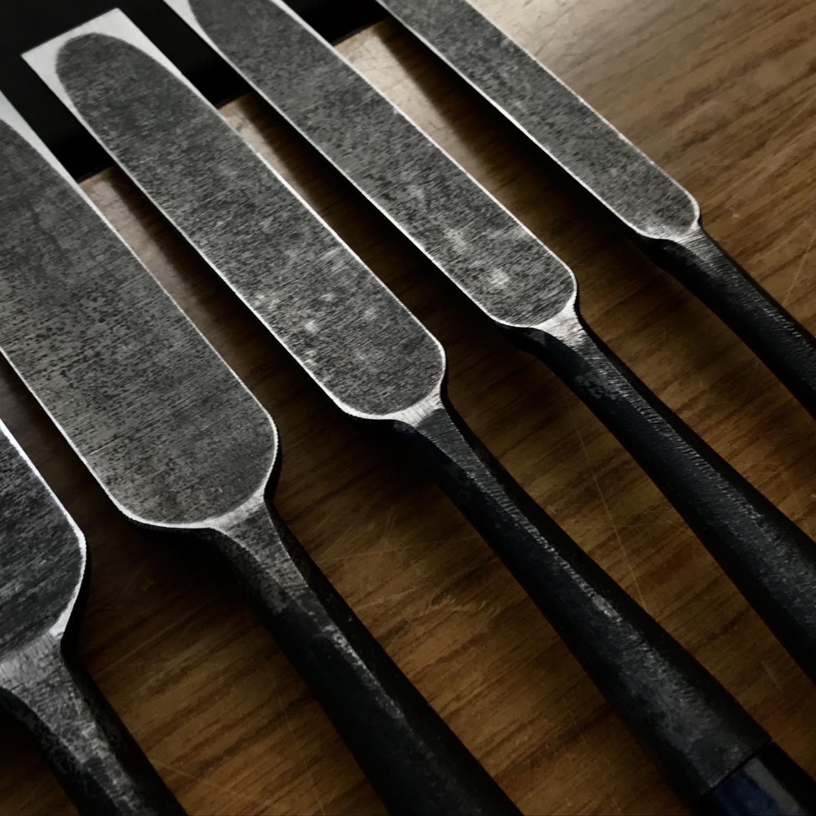 Kanetake Paring chisels by Takahashi Norikazu 高橋典三作 カネ武 薄