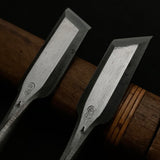 Old stock Chiyoharu Bench Oblique chisels Set 千代治 イスカ追入鑿セット 18mm