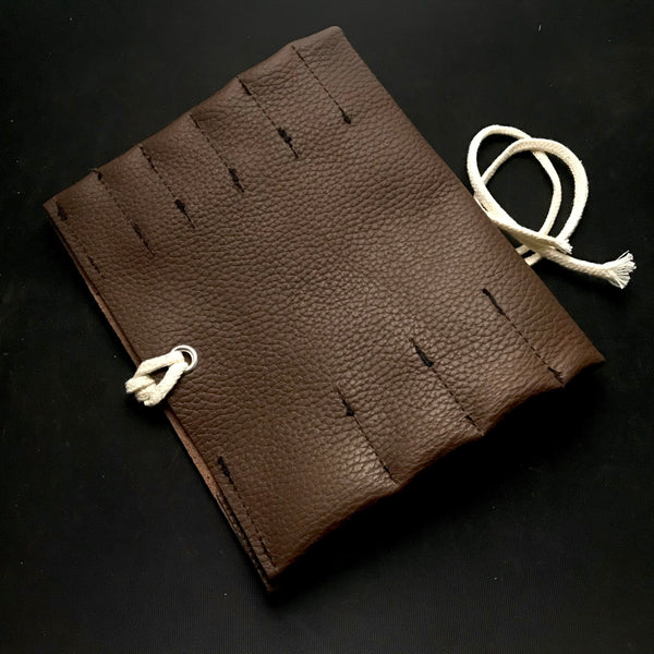 Chisel Leather Roll Bag  For bench chisels              鑿巻き 追入鑿用 本革製 茶色