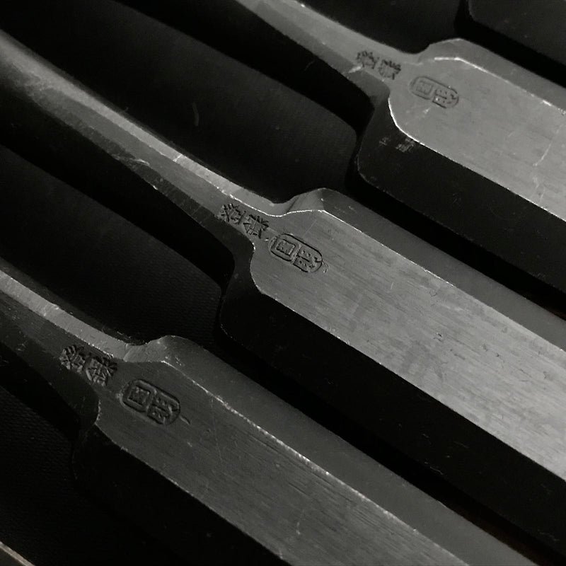 Old stock Kuniaki Timber chisels set with White steel 掘出し物 国明 叩鑿6本組 Tatakinomi