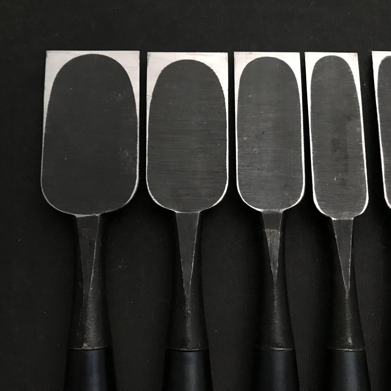 Sukekura Shorter Timber chisels with white steel by Ioroi 五百蔵
